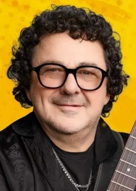 Игорь Саруханов