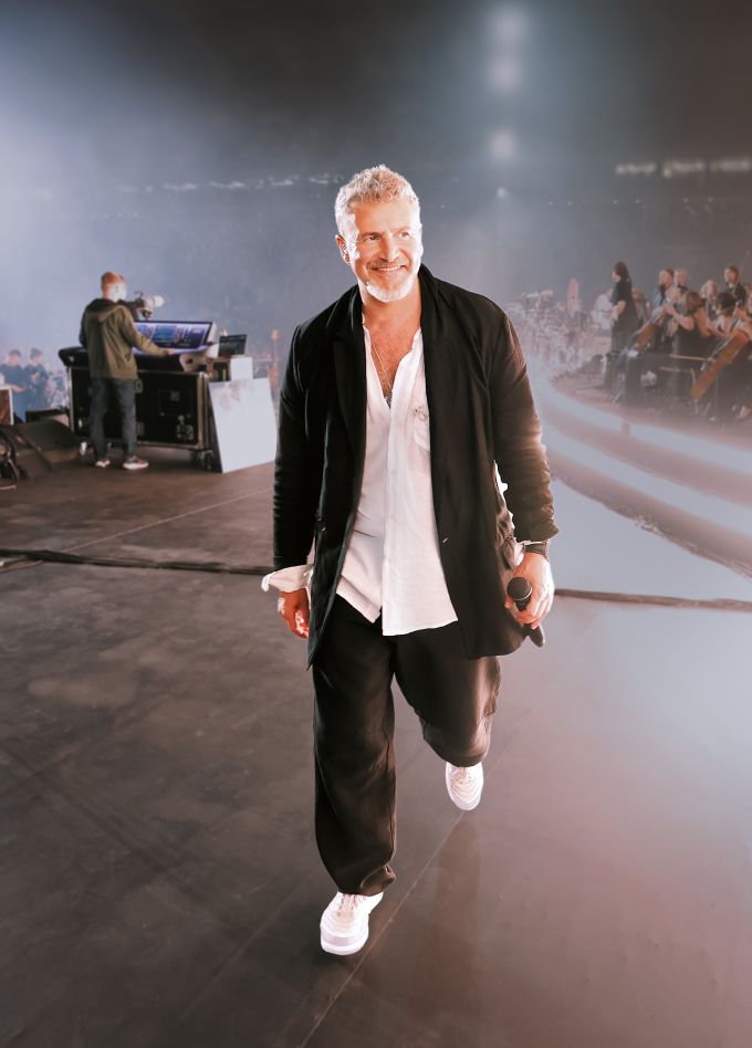 Леонид Агутин